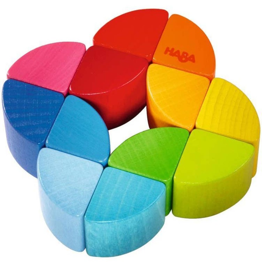 Lifestyle Haba | Rainbow Ring Clutch Toy