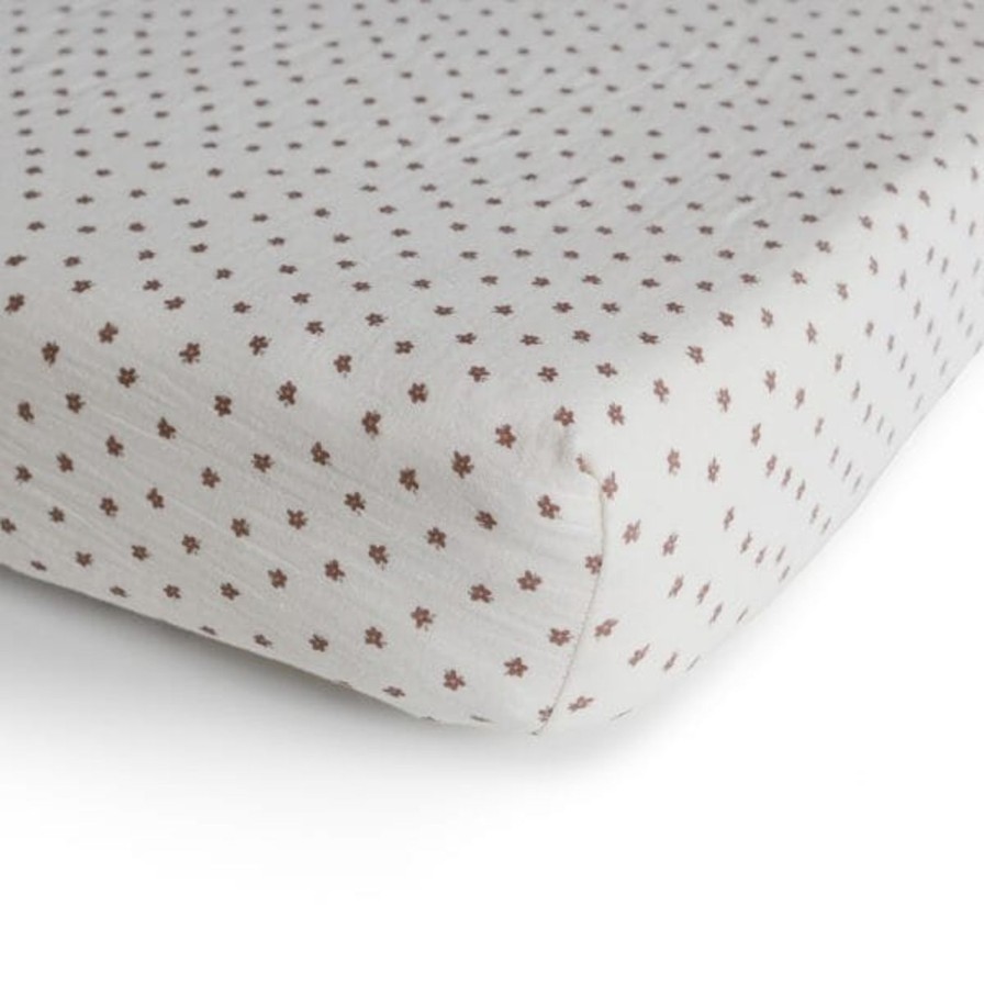 Baby Care Mushie | Bloom Muslin Crib Sheet