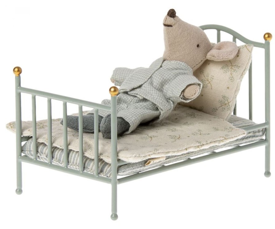 Lifestyle Maileg | Mint Vintage Mouse Bed